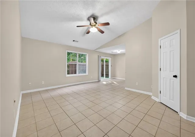 Homes for sale in Sugar Hill, GA | 5135 Hillcrest Glenn Dr, Sugar Hill, GA 30518 | MLS# 7767753