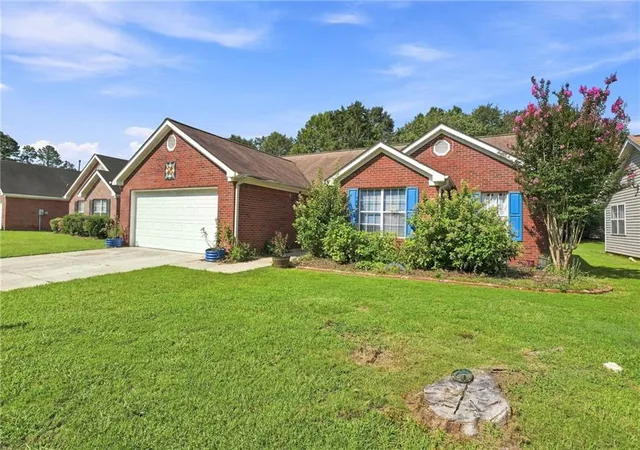 Photo 1 of Sale Pending at 1648 Graystone Dr, Hampton, GA 30228 | MLS# 7820406 | Listing updated on 2026-09-04