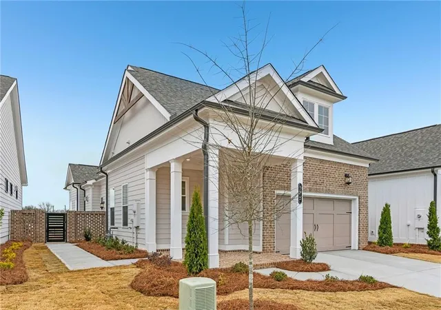 Photo 1 of Single family home for sale at 126 Herring Dr, Hoschton, GA 30548 | MLS# 7808387 | Listing updated on 2026-09-04