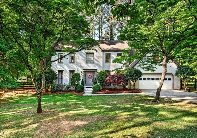 Homes for sale in Alpharetta, GA | 16140 Henderson Rd, Alpharetta, GA 30004 | MLS# 7757764