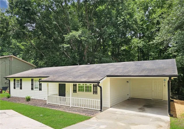 Photo 3 of Sale Pending at 314 Morris Dr Se, Conyers, GA 30094 | MLS# 7812826 | Listing updated on 2026-08-10