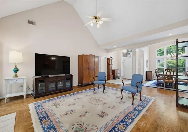 Photo 4 of Single family home for sale at 5381 Glenbrooke Trl, Atlanta, GA 30338 | MLS# 7801322 | Listing updated on 2026-08-28
