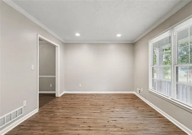 5th image of 3348 Goldenchain Dr, Lithonia, GA 30038 | MLS# 7793444