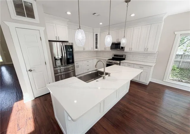 2nd image of 4000 Amberley Ln, Marietta, GA 30062 | MLS# 7744634