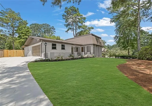 2nd image of 5114 Vernon Ridge Dr, Atlanta, GA 30338 | MLS# 7813210