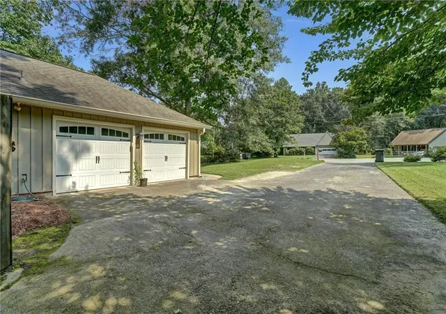 4th image of 3115 Country Lake Dr, Powder Springs, GA 30127 | MLS# 7807206