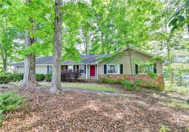 Land for sale at 3740 Clubland Dr, Marietta, GA 30068 | MLS# 7767494