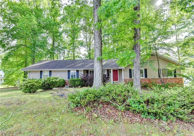 Photo 2 of Land for sale at 3740 Clubland Dr, Marietta, GA 30068 | MLS# 7767494 | Listing updated on 2026-09-18