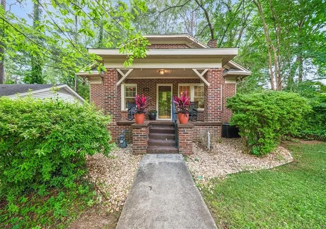 Homes for sale in Atlanta, GA | 3546 Hemphill St, Atlanta, GA 30337 | MLS# 7764726
