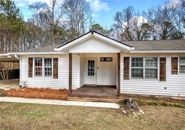 Homes for sale in Bremen, GA | 1188 Georgia Ave, Bremen, GA 30110 | MLS# 7773614