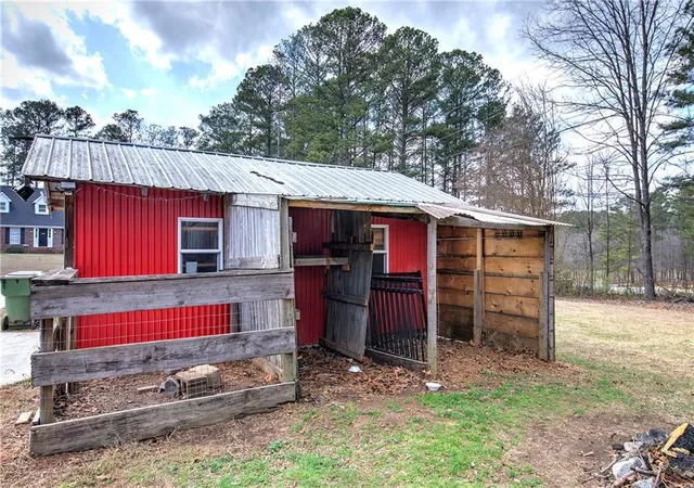 Homes for sale in Bremen, GA | 1188 Georgia Ave, Bremen, GA 30110 | MLS# 7773614