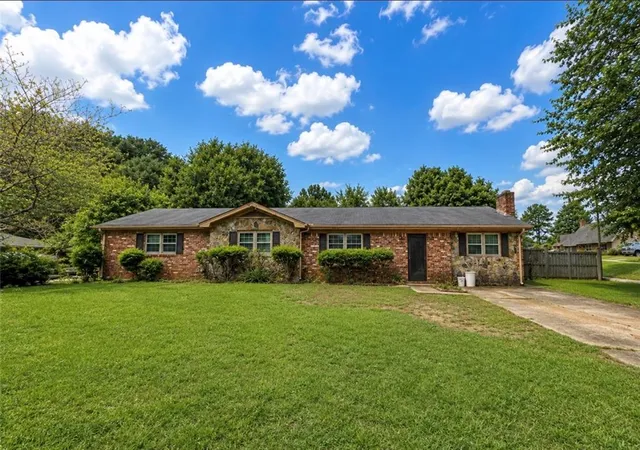 1st image of 963 Rambling Rose Ct Nw, Conyers, GA 30012 | MLS# 7809288
