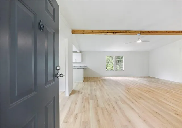 2nd image of 1114 Neal Rd, Commerce, GA 30530 | MLS# 7802656