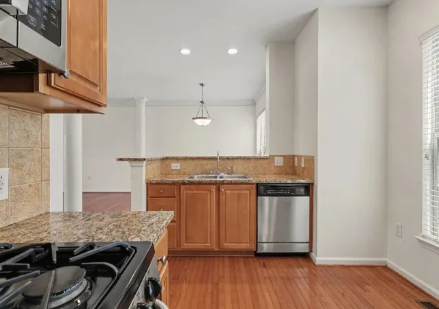 Photo 2 of Townhouse for sale at 1104 Park Row S SE, Atlanta, GA 30312 | MLS# 7821030 | Listing updated on 2026-09-10