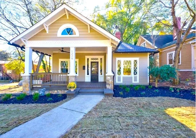 Photo 1 of Single family home for sale at 1226 Greenwich St Sw, Atlanta, GA 30310 | MLS# 7782127 | Listing updated on 2026-08-04