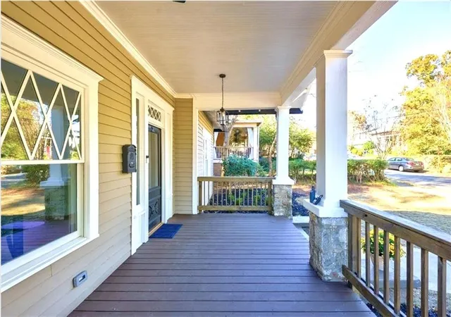 Photo 2 of Single family home for sale at 1226 Greenwich St Sw, Atlanta, GA 30310 | MLS# 7782127 | Listing updated on 2026-08-04