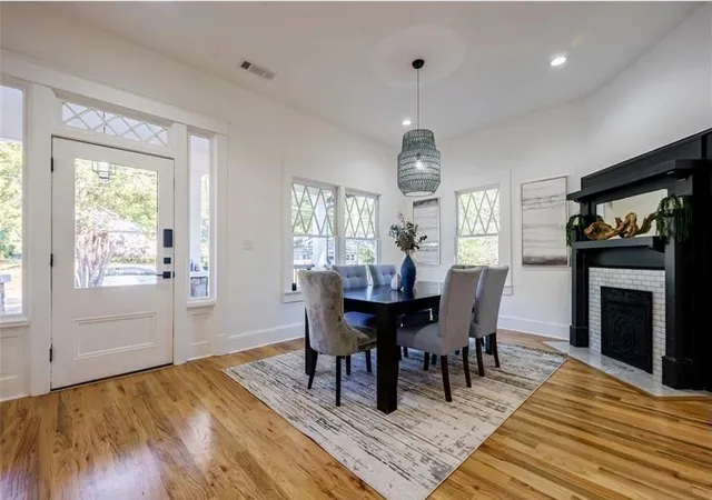 Photo 3 of Single family home for sale at 1226 Greenwich St SW, Atlanta, GA 30310 | MLS# 7782127 | Listing updated on 2026-08-04