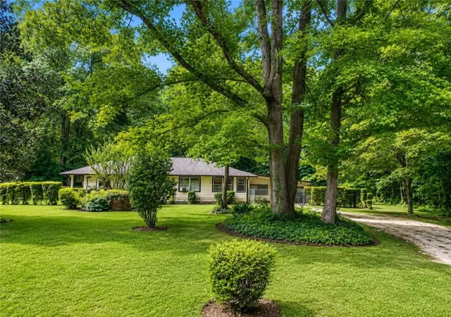 3rd image of 172 Raymond Carson, Newnan, GA 30265 | MLS# 7815814