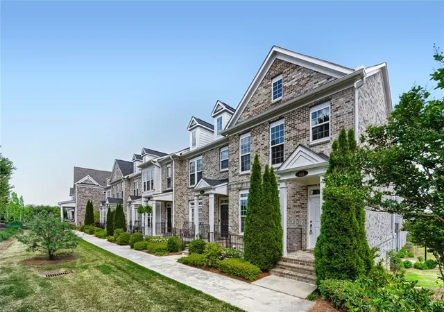 Photo 2 of Sale Pending at 611 Hanlon Way, Alpharetta, GA 30009 | MLS# 7755517 | Listing updated on 2026-09-01