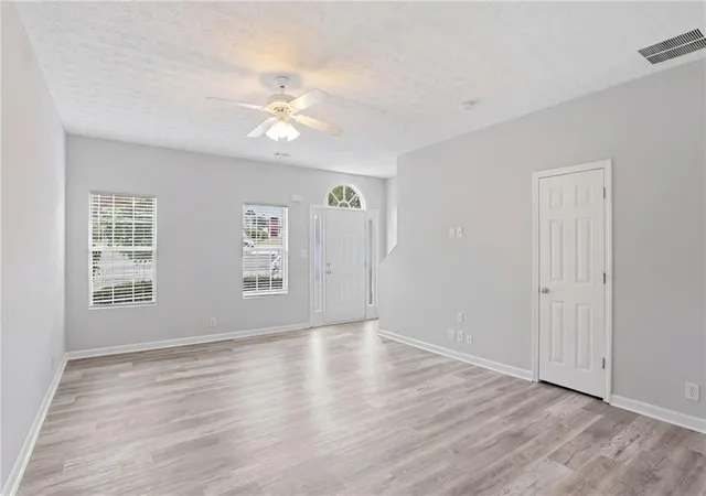 4th image of 4210 Oakwood Rd #A4, Oakwood, GA 30566 | MLS# 7814126