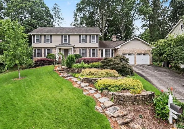 2nd image of 3993 Northlake Creek Dr, Tucker, GA 30084 | MLS# 7803588