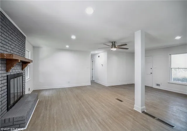 Photo 4 of Single family home for sale at 1944 Lashley Ct, Snellville, GA 30078 | MLS# 7795940 | Listing updated on 2026-08-06