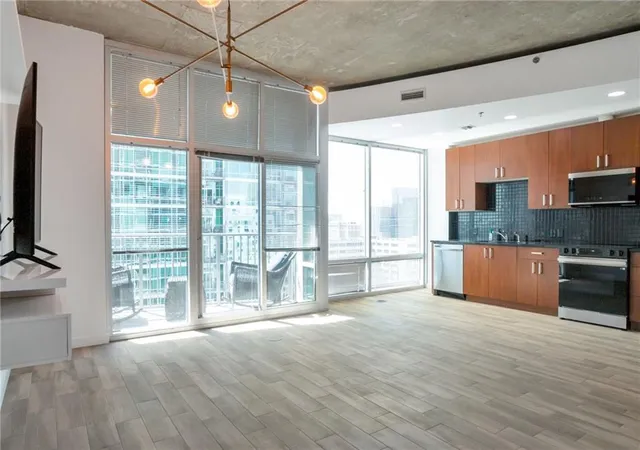 1st image of 943 Peachtree St Ne #1304, Atlanta, GA 30309 | MLS# 7818744