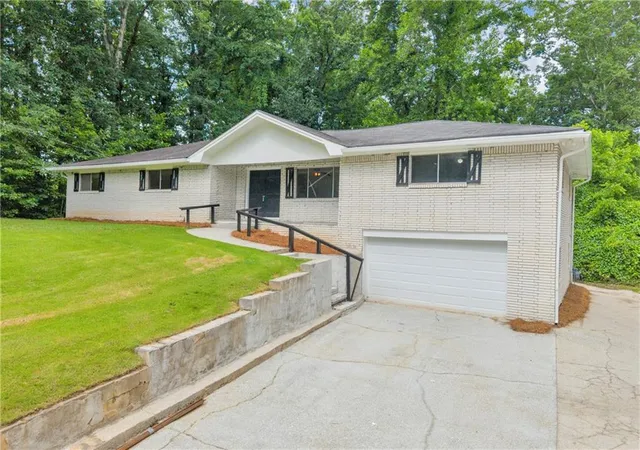 Homes for sale in Douglasville, GA | 8093 Malone St, Douglasville, GA 30134 | MLS# 7780934