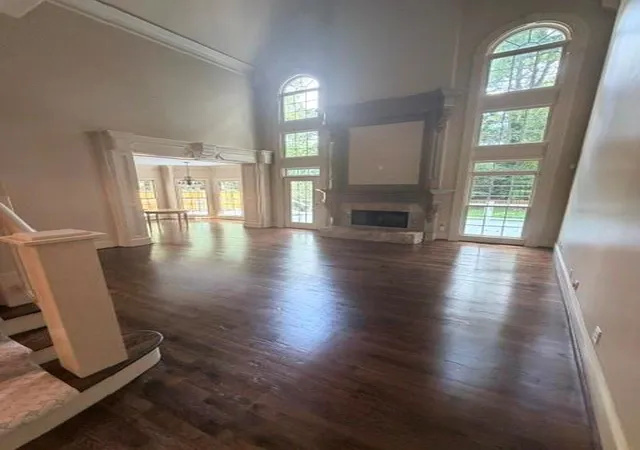 Photo 2 of Sale Pending at 440 Hillside Dr NW, Atlanta, GA 30342 | MLS# 7816065 | Listing updated on 2026-08-29