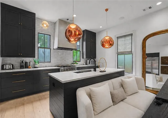 1st image of 2068 Telfair Cir Ne, Atlanta, GA 30324 | MLS# 7763028