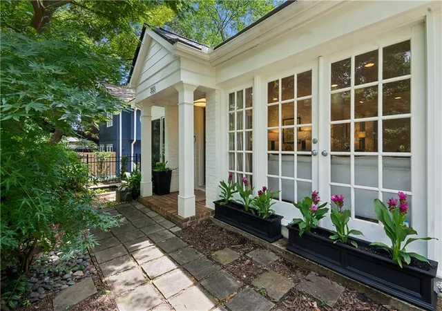 2nd image of 355 8th St Ne, Atlanta, GA 30309 | MLS# 7818798