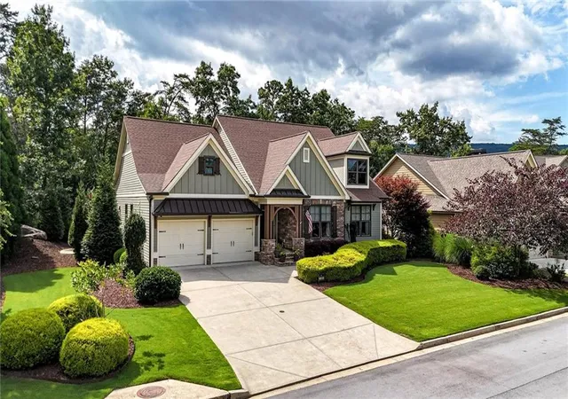 Photo 3 of Single family home for sale at 303 Trappers Blf, Waleska, GA 30183 | MLS# 7806361 | Listing updated on 2026-08-26