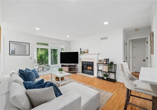 1st image of 1304 Gettysburg Pl, Atlanta, GA 30350 | MLS# 7800452