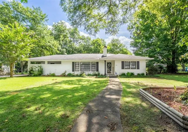 1st image of 206 Walnut St, Cedartown, GA 30125 | MLS# 7808831