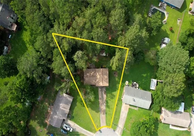 Photo 2 of Single family home for sale at 434 Sweet Water Trl, Conyers, GA 30094 | MLS# 7796585 | Listing updated on 2026-07-16