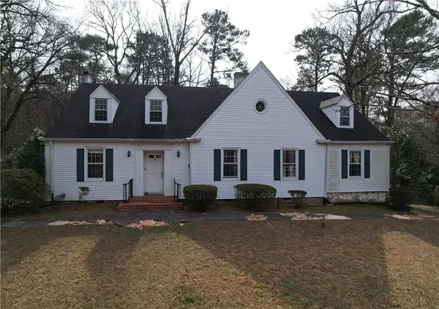 5th image of 700 Heards Ferry Rd, Sandy Springs, GA 30328 | MLS# 7706630