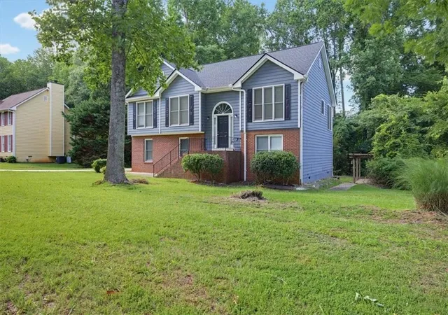 2nd image of 10 Fairhaven Ct, Covington, GA 30016 | MLS# 7793866