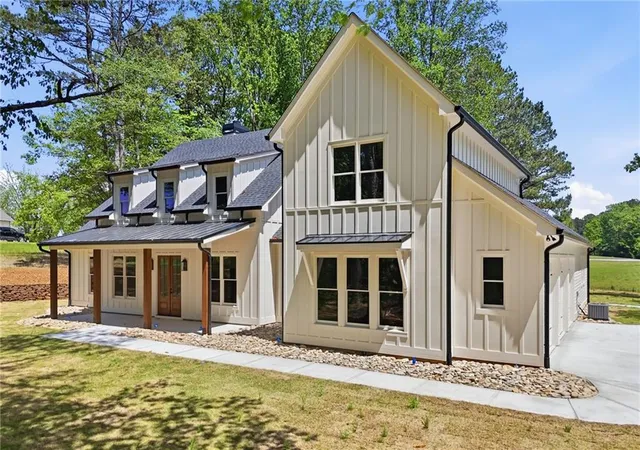3rd image of 2200 Upper Burris Rd, Canton, GA 30114 | MLS# 7760588