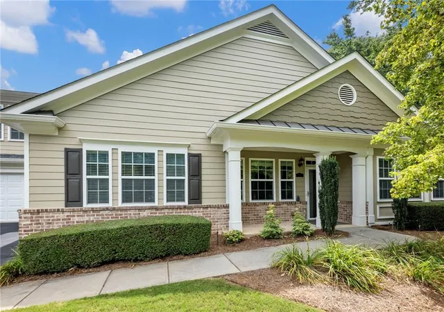 2nd image of 2623 Grapevine Cir #602, Cumming, GA 30041 | MLS# 7805167
