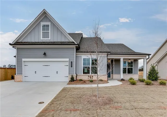 Photo 3 of Single family home for sale at 68 Oakdale Rd, Jefferson, GA 30549 | MLS# 7778928 | Listing updated on 2026-09-13