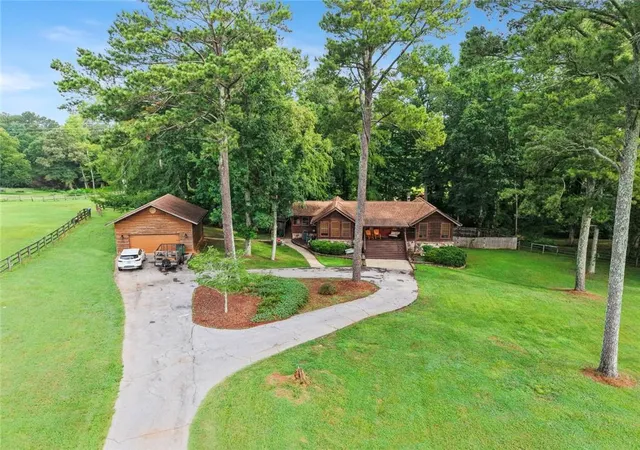 Photo 3 of Sale Pending at 180 River Cvs Rd, Social Circle, GA 30025 | MLS# 7817159 | Listing updated on 2026-08-26