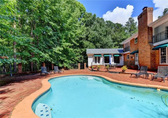 2nd image of 385 Five Acre Rd, Alpharetta, GA 30004 | MLS# 7760443