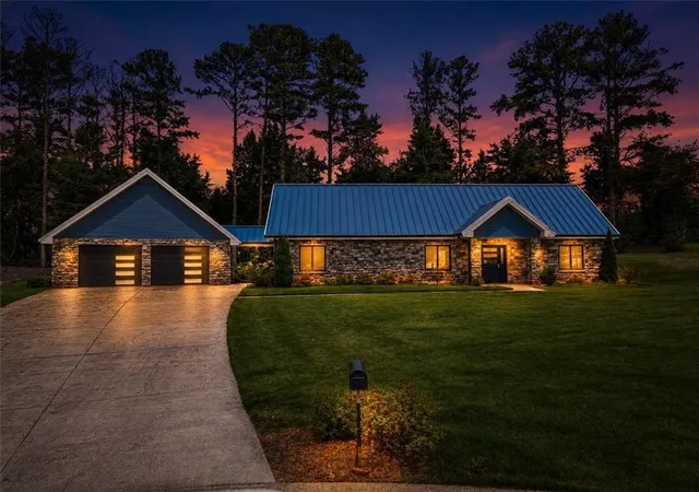1st image of 40 Red Oak Cir, Buchanan, GA 30113 | MLS# 7822679