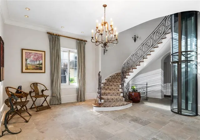 Photo 2 of Single family home for sale at 675 W Paces Fry Unit #10 Rd NW, Atlanta, GA 30327 | MLS# 7811272 | Listing updated on 2026-09-13