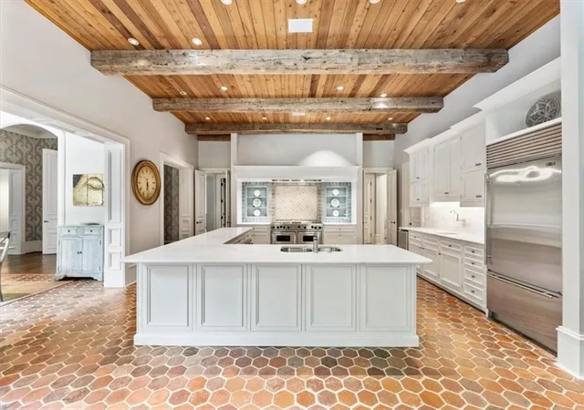 Photo 3 of Single family home for sale at 675 W Paces Fry Unit #10 Rd NW, Atlanta, GA 30327 | MLS# 7811272 | Listing updated on 2026-09-13