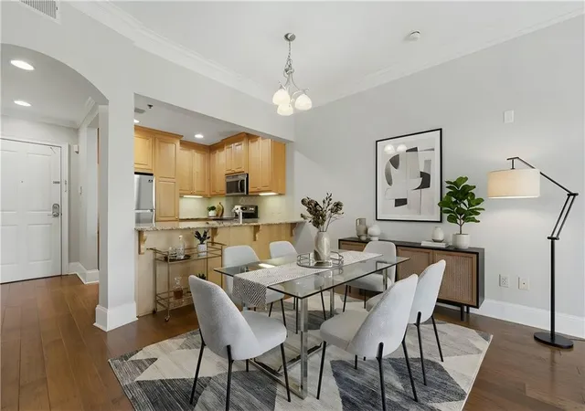 Photo 2 of Condo for sale at 2277 Peachtree Rd Ne #307, Atlanta, GA 30309 | MLS# 7803402 | Listing updated on 2026-09-02
