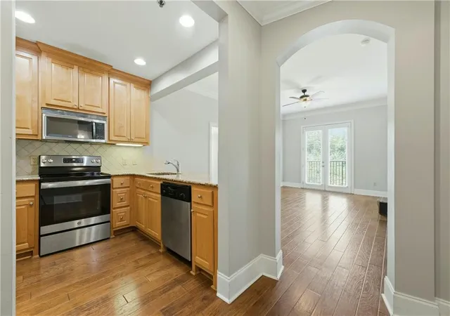 Photo 4 of Condo for sale at 2277 Peachtree Rd NE #307, Atlanta, GA 30309 | MLS# 7803402 | Listing updated on 2026-09-02