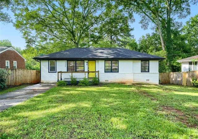 Photo 1 of Single family home for sale at 3235 Beech Dr, Decatur, GA 30032 | MLS# 7789651 | Listing updated on 2026-08-27