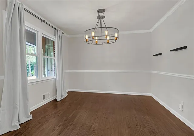 Photo 4 of Sale Pending at 5580 Leather Stocking Ln, Stone Mountain, GA 30087 | MLS# 7786210 | Listing updated on 2026-08-25