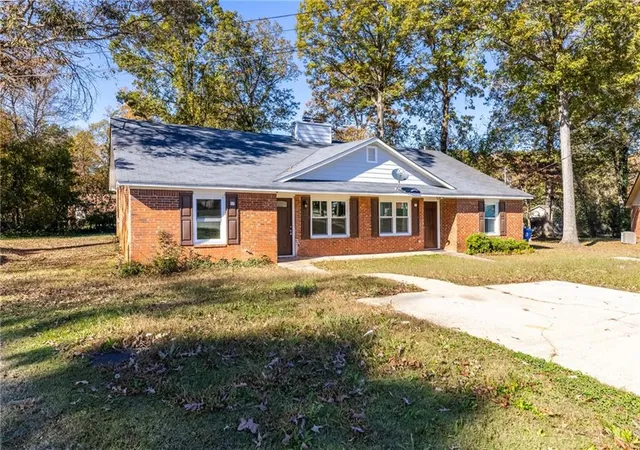 2nd image of 501 Timber Ridge Ct, Lawrenceville, GA 30046 | MLS# 7802737